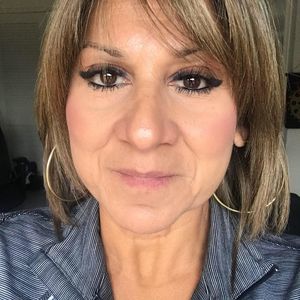 Meet your Posher, Neri